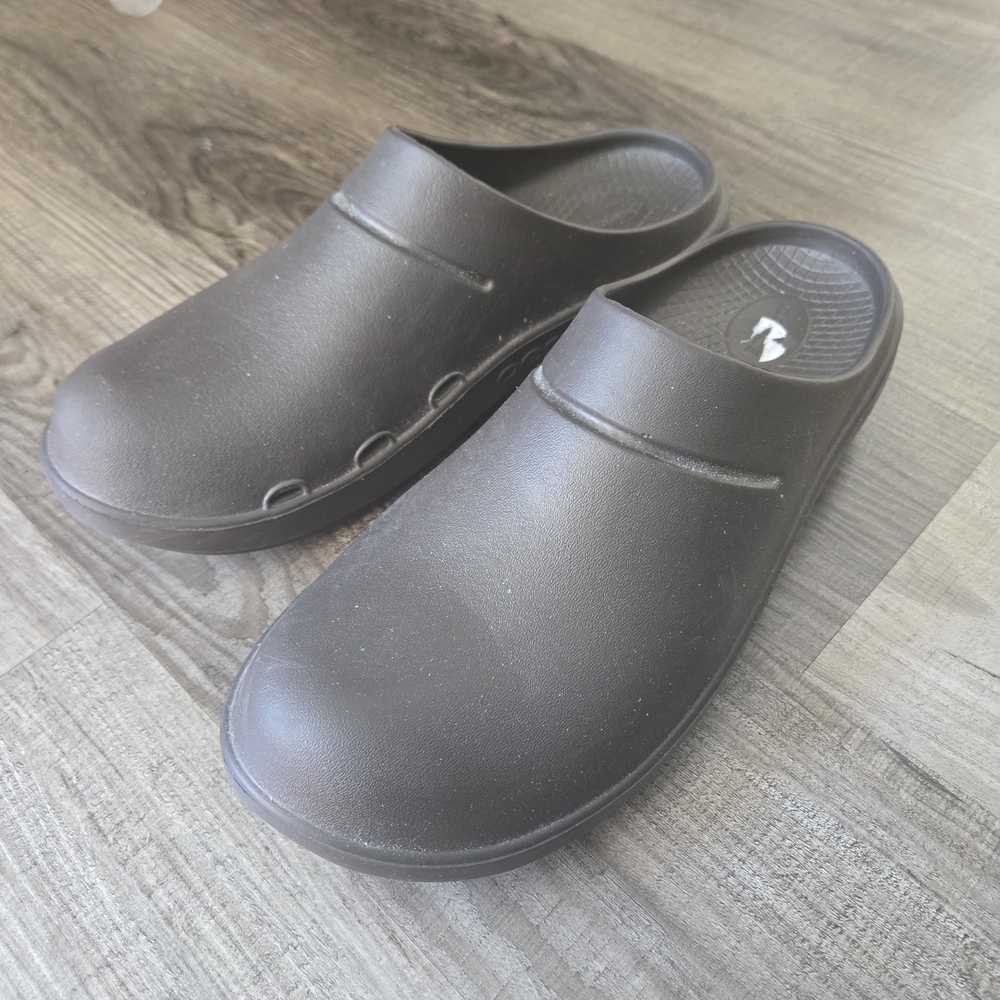 Oofos Oocloog Mens Size 11 Eu 44 Brown